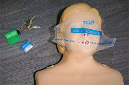 DefiSign Kiss of Life nyckelring med faceshield