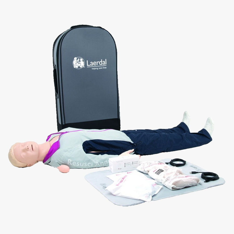 Resusci Anne QCPR — helkropp med väska